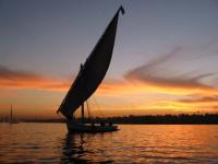 Sur le poème : <br /> "Sur la voie royale  ( essai de dizain de Lochac)" de Pieds-enVERS