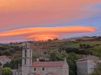 Sur le poème : <br /> "L'église d'Arbellara" de Kallistea